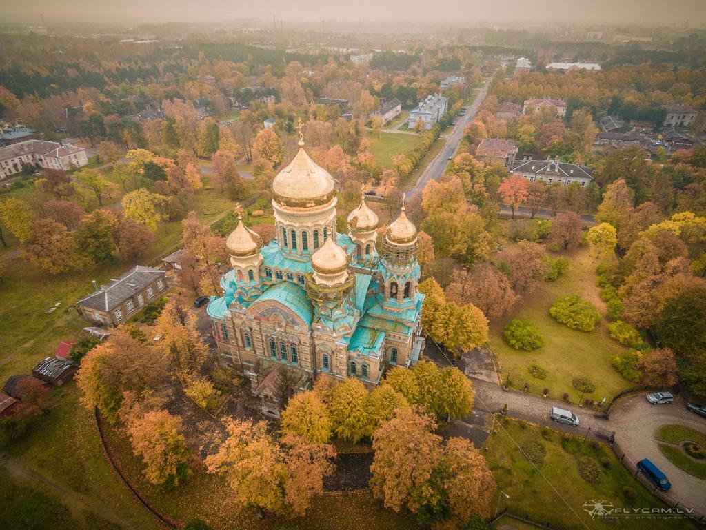 Hostel Brize Лиепая Экстерьер фото