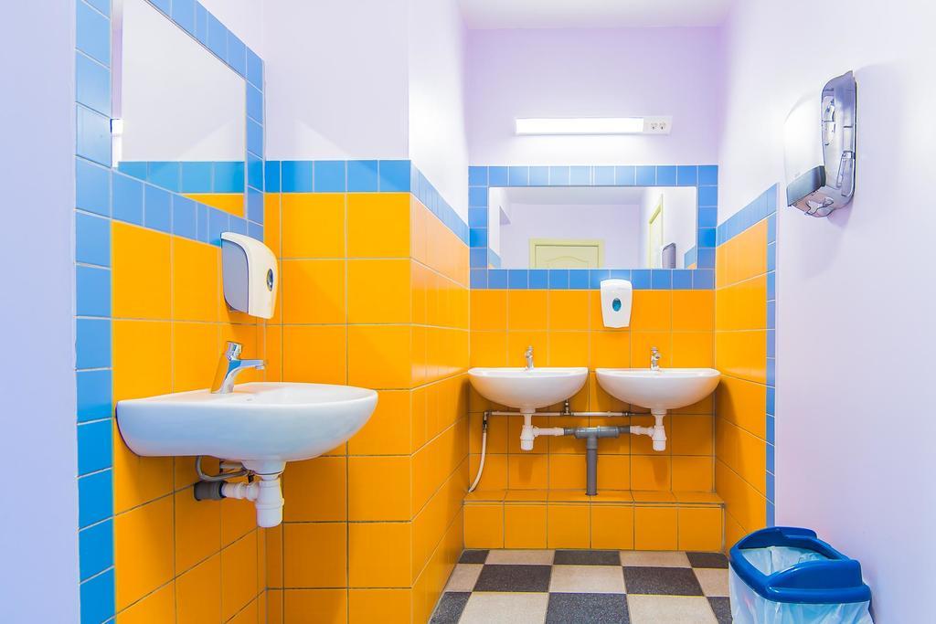 Hostel Brize Лиепая Экстерьер фото