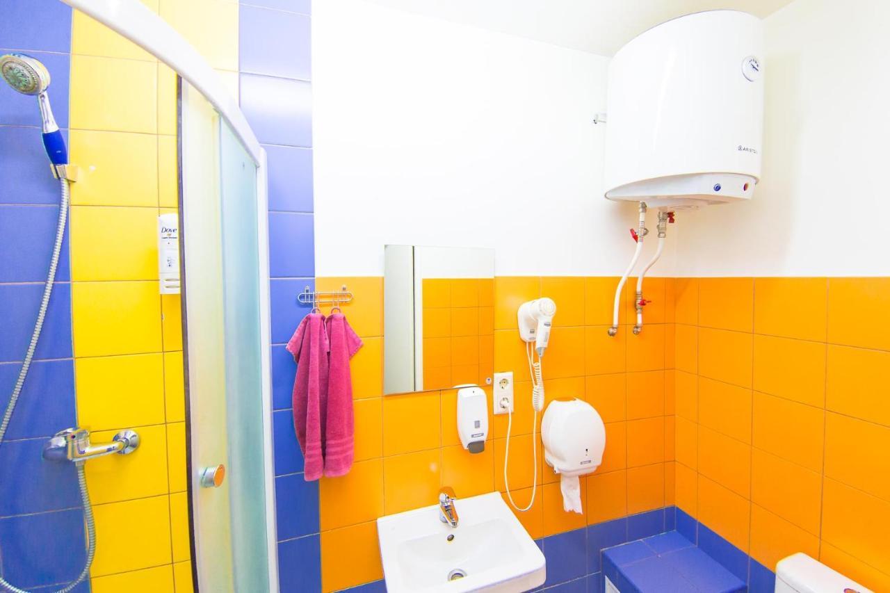 Hostel Brize Лиепая Экстерьер фото